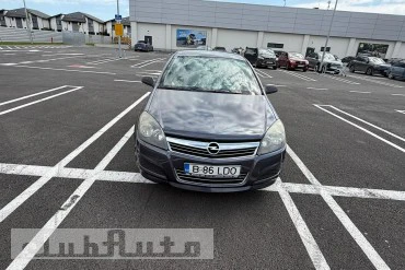 Propietar vand  auto OPEL ASTRA H 1.4