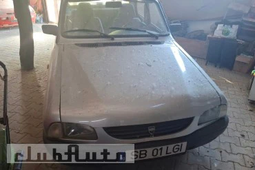 Ultima Dacie berlina cu motor de 1,6 - an 2004