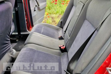 auto interior spate 1