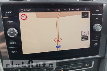 1000043878
