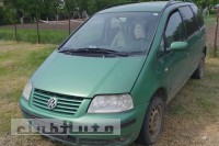 Dezmembrez VW Sharan 1.9 TDI an 2003, orice piesa